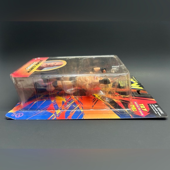 WCW 1998 ATOMIC ELBOW GOLDBERG ACTION FIGURE Brand New In Package Toymakers - Picture 9 of 9